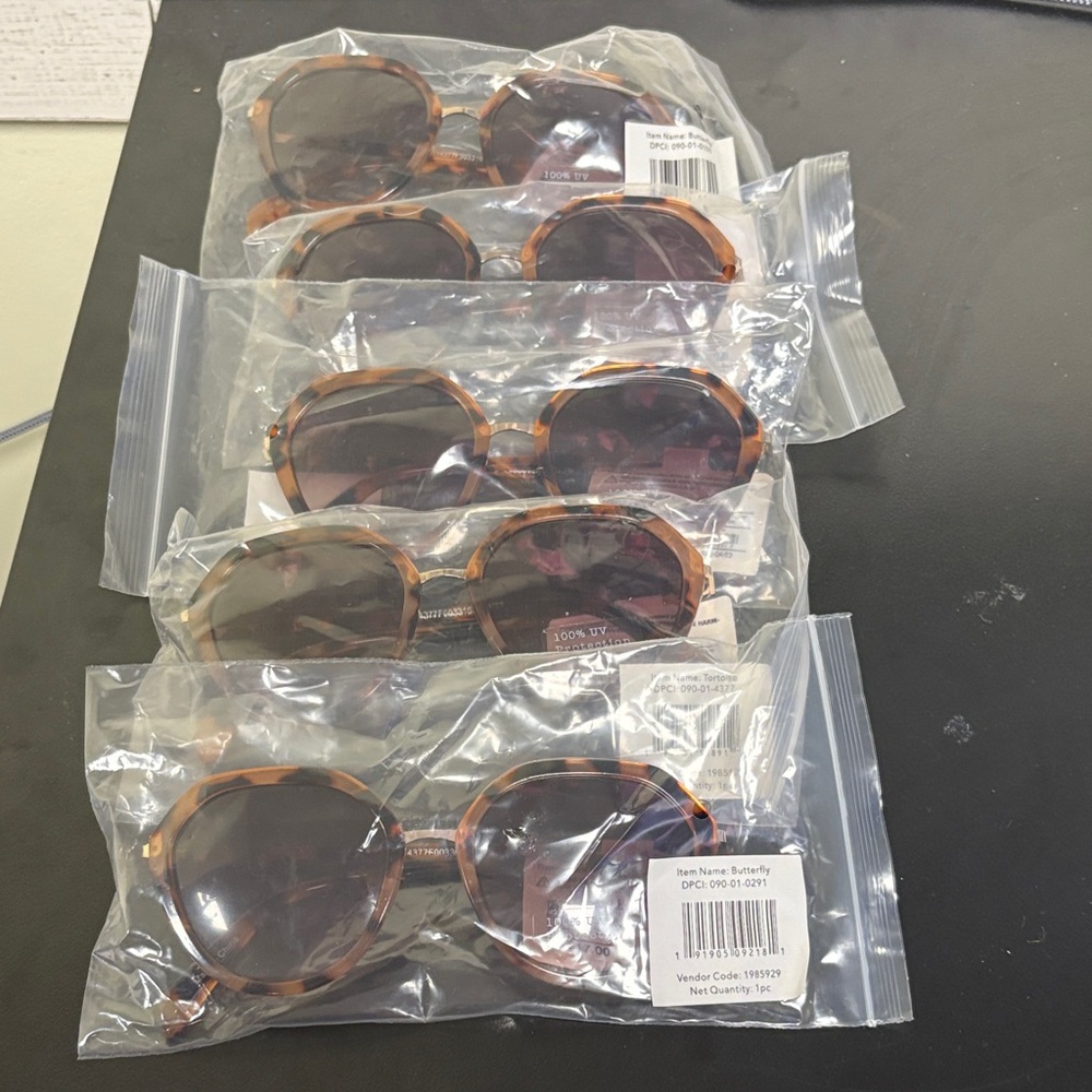 *5 pairs* of a new day Stylish Tortoise Shell Sunglasses